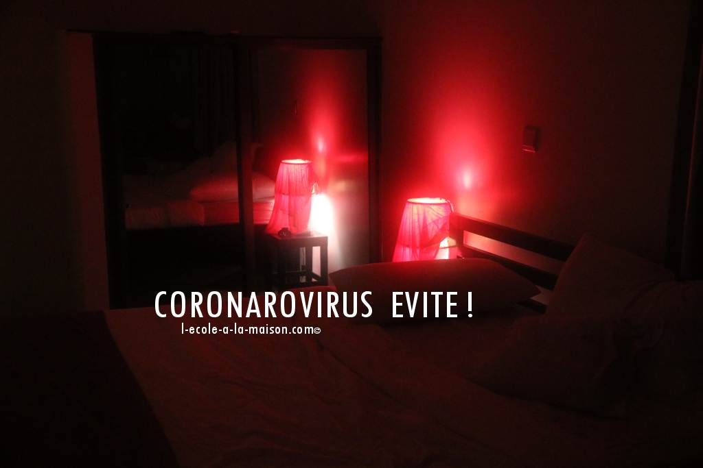 coronarovirus evite école maison